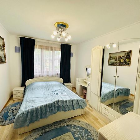 Rodynnyi Zatyshok Guest House Verkhovyna Exterior photo