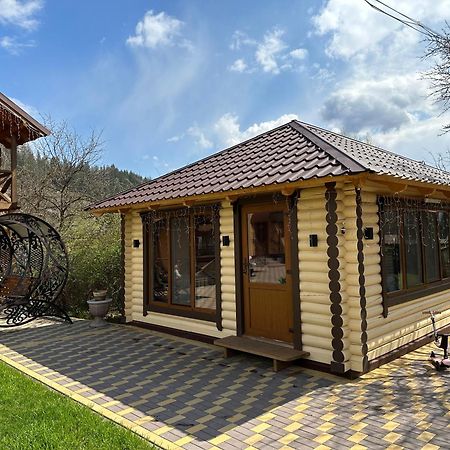 Rodynnyi Zatyshok Guest House Verkhovyna Exterior photo