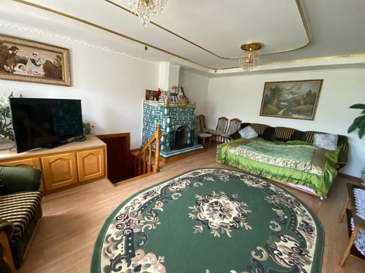 Rodynnyi Zatyshok Guest House Verkhovyna Exterior photo