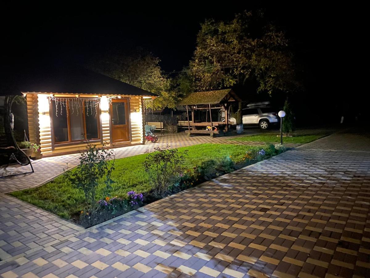 Rodynnyi Zatyshok Guest House Verkhovyna Exterior photo